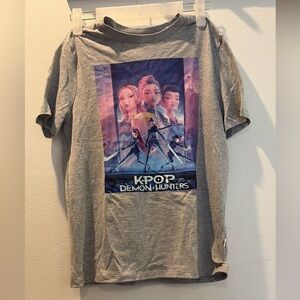 Gap Never worn K-Pop Demon Hunters T-shirt size youth large